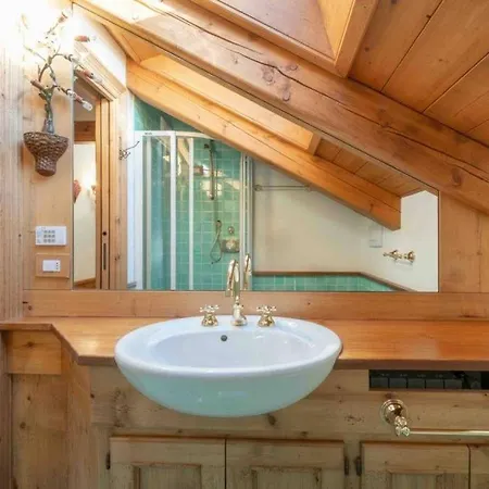 Central - Close To Ski Lift & Parking Cortina d'Ampezzo