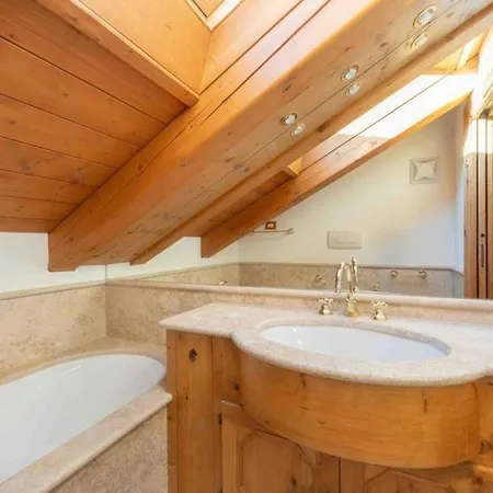 Central - Close To Ski Lift & Parking *